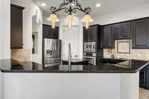 1 Treehaven Ln, The Hills, TX 78738 - Photo 11