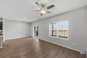 516 E Slaughter Ln, Austin, TX 78744 - Photo 11