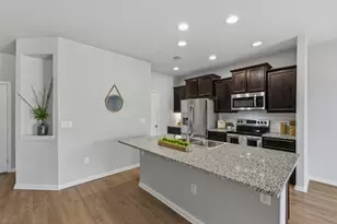 516 E Slaughter Ln, Austin, TX 78744 - Photo 3