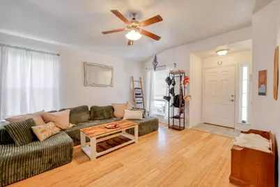 174 Falcon Drive, Luling, TX 78648 - Photo 7