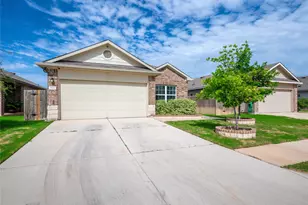 624 Independence Ave, Liberty Hill, TX 78642 - Photo 3