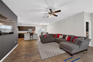 624 Independence Ave, Liberty Hill, TX 78642 - Photo 7