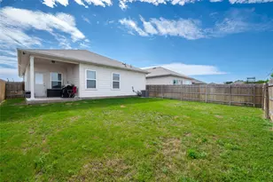 624 Independence Ave, Liberty Hill, TX 78642 - Photo 27