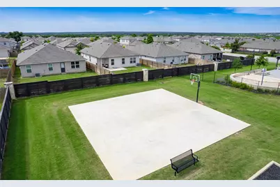 624 Independence Avenue, Liberty Hill, TX 78642 - Photo 33