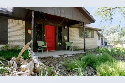 108 Howard Place, San Marcos, TX 78666 - Photo 5