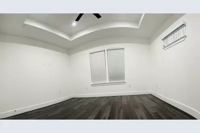 601 Ruddy Street, Lockhart, TX 78644 - Photo 3