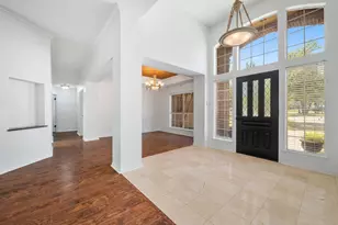 209 El Rio Dr, Lakeway, TX 78734 - Photo 3