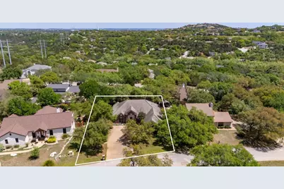 209 El Rio Drive, Lakeway, TX 78734 - Photo 7