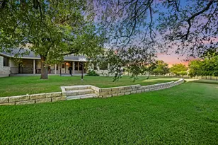 106 Lakeview Ln, Georgetown, TX 78633 - Photo 33