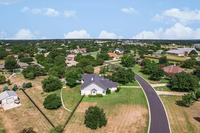 106 Lakeview Lane, Georgetown, TX 78633 - Photo 37
