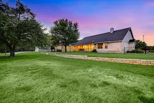106 Lakeview Ln, Georgetown, TX 78633 - Photo 27