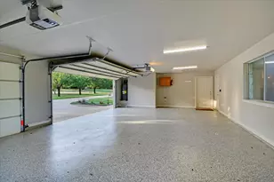 106 Lakeview Ln, Georgetown, TX 78633 - Photo 29