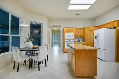 106 Lakeview Lane, Georgetown, TX 78633 - Photo 11