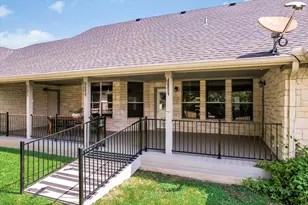 106 Lakeview Ln, Georgetown, TX 78633 - Photo 23