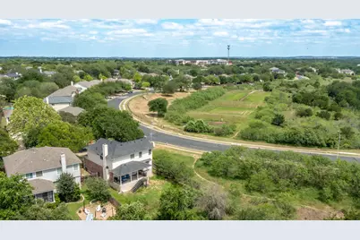 10720 Finsbury Drive, Austin, TX 78748 - Photo 9