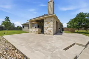 128 Clear Water Pass, Bastrop, TX 78602 - Photo 21