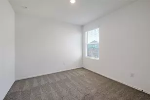 215 Sosie St St, Marion, TX 78124 - Photo 17