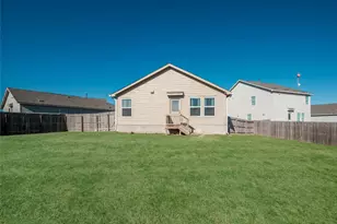 215 Sosie St St, Marion, TX 78124 - Photo 23