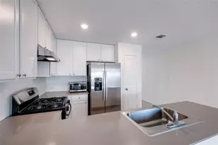 215 Sosie St St, Marion, TX 78124 - Photo 5