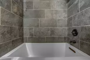 1000 W 26th St, Austin, TX 78705 - Photo 23