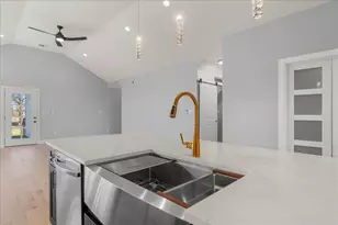 217 Gato Rd, Cedar Creek, TX 78612 - Photo 11