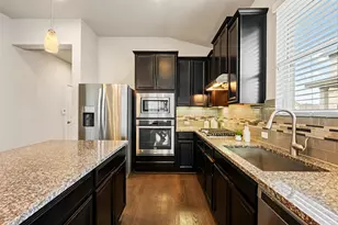 8121 Rosano St, Round Rock, TX 78665 - Photo 17