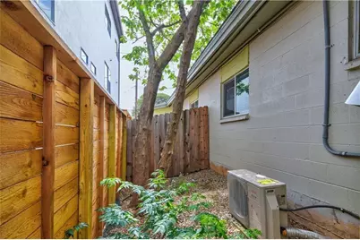 1126 1/2 Chicon Street #2, Austin, TX 78702 - Photo 9