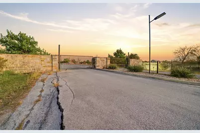 120 Hope Street, Kyle, TX 78640 - Photo 11