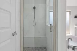 101 Pienza Dr, Georgetown, TX 78628 - Photo 23