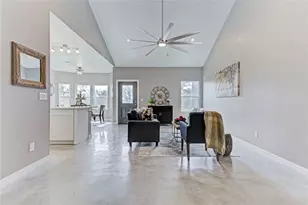 505 Chantilly Ln, Spicewood, TX 78669 - Photo 5