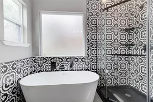 505 Chantilly Ln, Spicewood, TX 78669 - Photo 19