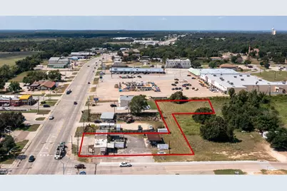 1400 W Cameron Avenue, Rockdale, TX 76567 - Photo 3