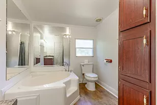 120 Creedmore Dr, Liberty Hill, TX 78642 - Photo 15