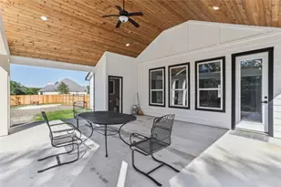 130 Creekwood Trail, Cedar Creek, TX 78612 - Photo 37