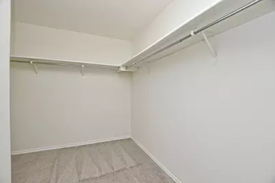 102 Blanco Woods Boulevard, Elgin, TX 78621 - Photo 31