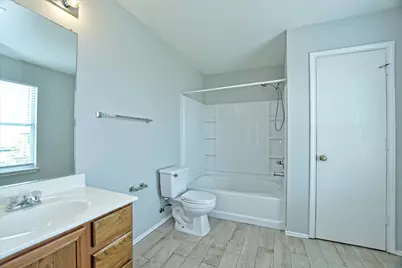 102 Blanco Woods Boulevard, Elgin, TX 78621 - Photo 15