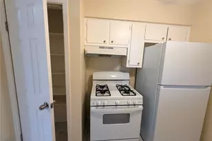 4302 Scottsdale Rd, Austin, TX 78721 - Photo 13