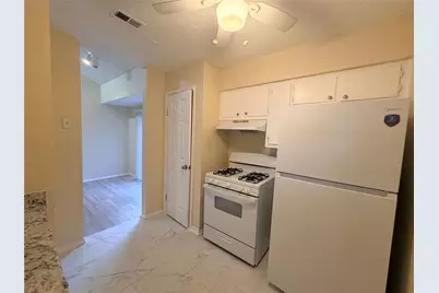 4302 Scottsdale Rd #A, Austin, TX 78721 - Photo 11