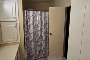 2002 Citation Dr, Del Valle, TX 78617 - Photo 13