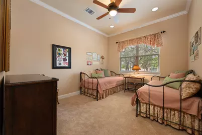 27017 Masters Parkway, Spicewood, TX 78669 - Photo 19