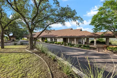 27017 Masters Parkway, Spicewood, TX 78669 - Photo 33