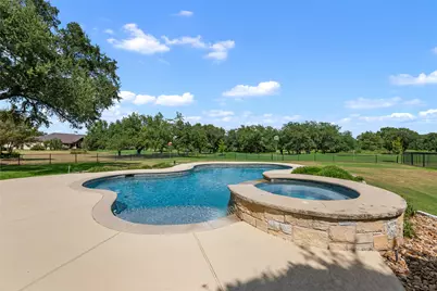 27017 Masters Parkway, Spicewood, TX 78669 - Photo 27