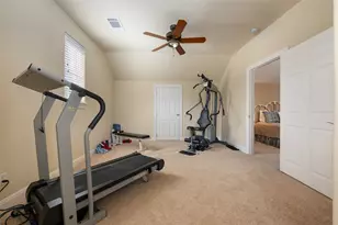 27017 Masters Pkwy, Spicewood, TX 78669 - Photo 23