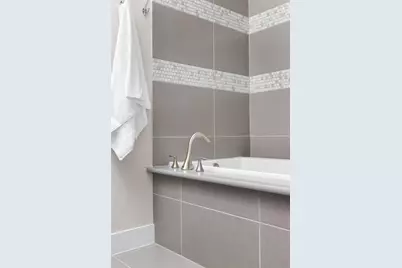 105 Cascading Water Place, Lakeway, TX 78734 - Photo 19