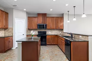 13525 Abraham Lincoln St, Manor, TX 78653 - Photo 9