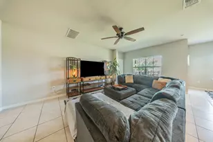 6712 May Shower Dr, Austin, TX 78744 - Photo 7