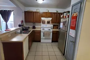 4511 Magin Meadow Dr, Austin, TX 78744 - Photo 11