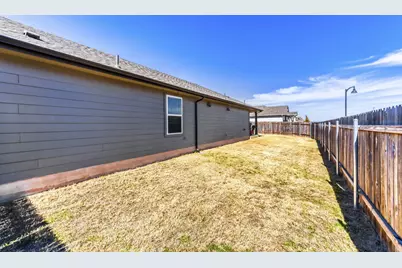 1005 Main Street, Hutto, TX 78634 - Photo 27