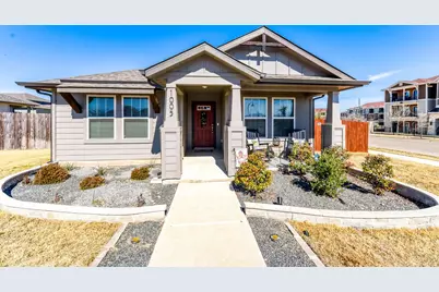 1005 Main Street, Hutto, TX 78634 - Photo 1