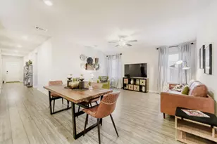 1005 Main St, Hutto, TX 78634 - Photo 9